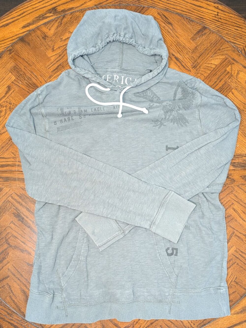 American Eagle Sweatshirt - Men's 2XL - Gray Long-Sleeve Hooded Sweater (XXL)